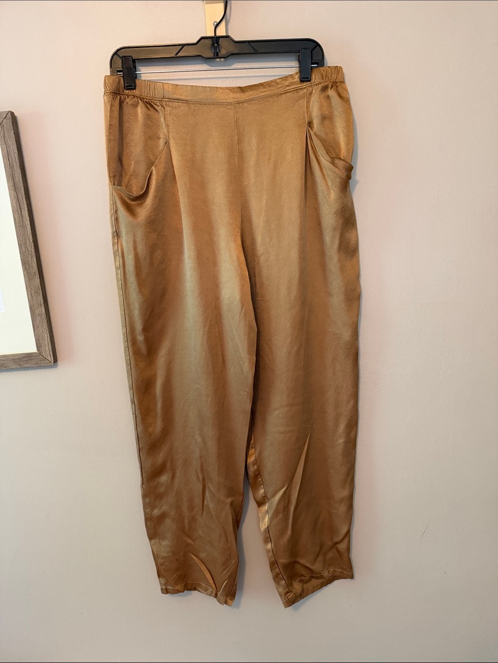 Versona Satin Relaxed Trousers in Camel